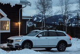 Volvo Cars и Tablet Hotels открывают уединенный бутик-отель в горах Швеции
