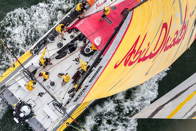 Team SCA на момент финиша четвёрки лидеров находилась более чем в 1000 км от конечной точки этапа