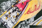 Пятый этап Volvo Ocean Race – один из лидеров регаты ломает мачту, другой одерживает победу